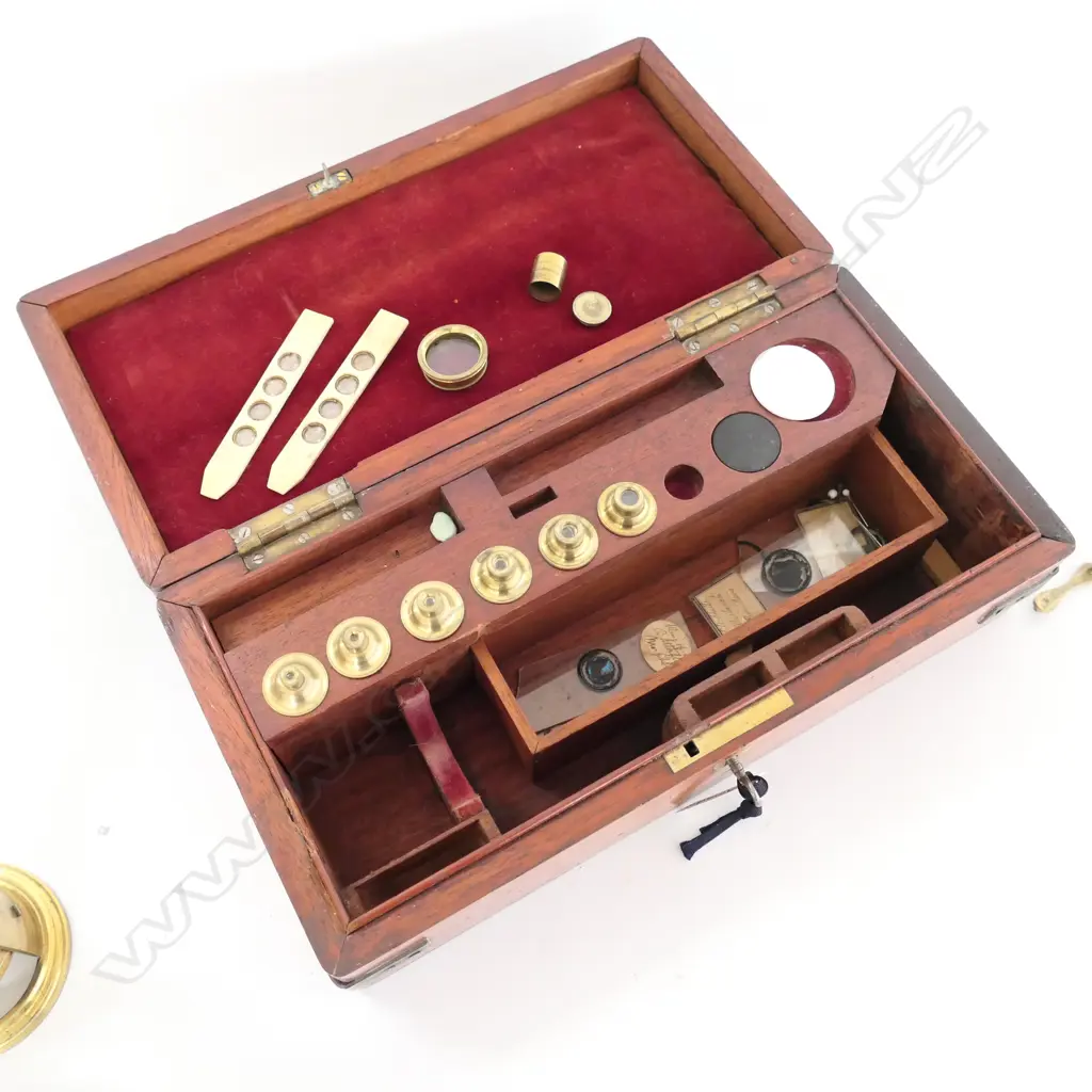 DRUM-PATTERN COMPOUND MICROSCOPE by J (JOSEPH) AMADIO, THROGMORTON ST, LONDON, c.1855-1870, IN MAHOG CASE Image 1++